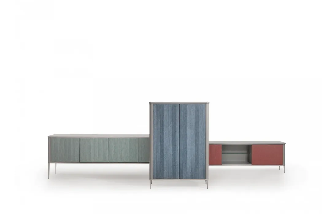 Mobile contenitore in MDF laccato con ante rivestite in tessuto Lea H132 di Midj