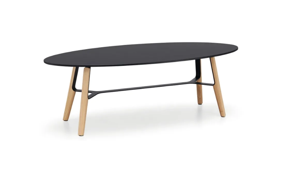 Tavolino in metllo con gambe in legno Liù CT Oval di Midj
