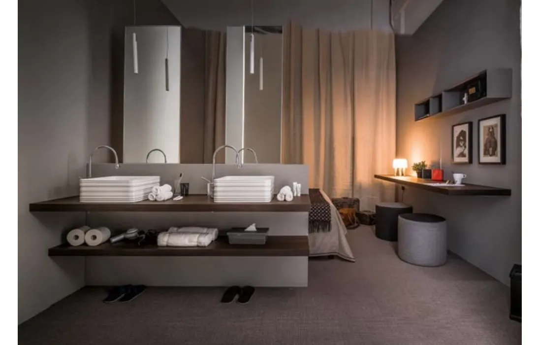 Mobile da Bagno sospeso in rovere termotrattato e laccato opaco 45 14 di Birex
