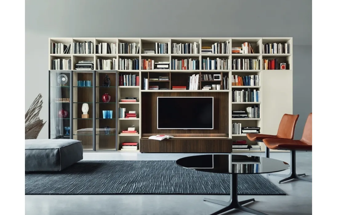Libreria con vano porta TV Modo M6C63 in Rovere termotrattato e laccato opaco di Sangiacomo