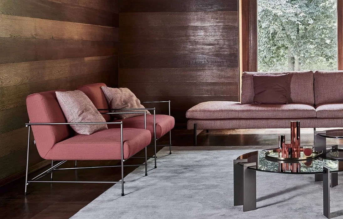 Poltroncina Kyo in tessuto con struttura in metallo di Ditre Italia