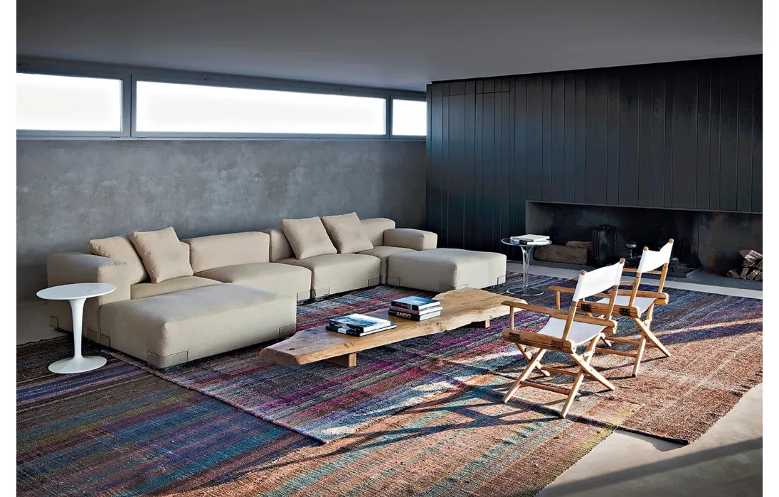 Divano con penisola Plastics di Kartell