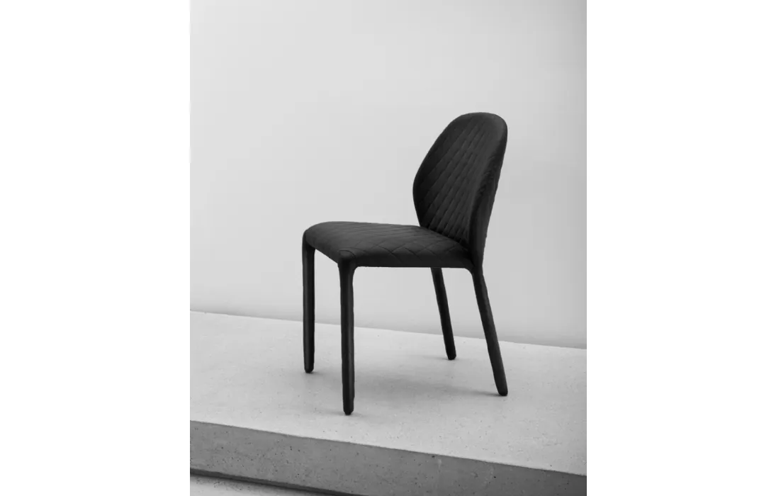 Sedia Dumbo in tessuto Nero trapuntato di Miniforms